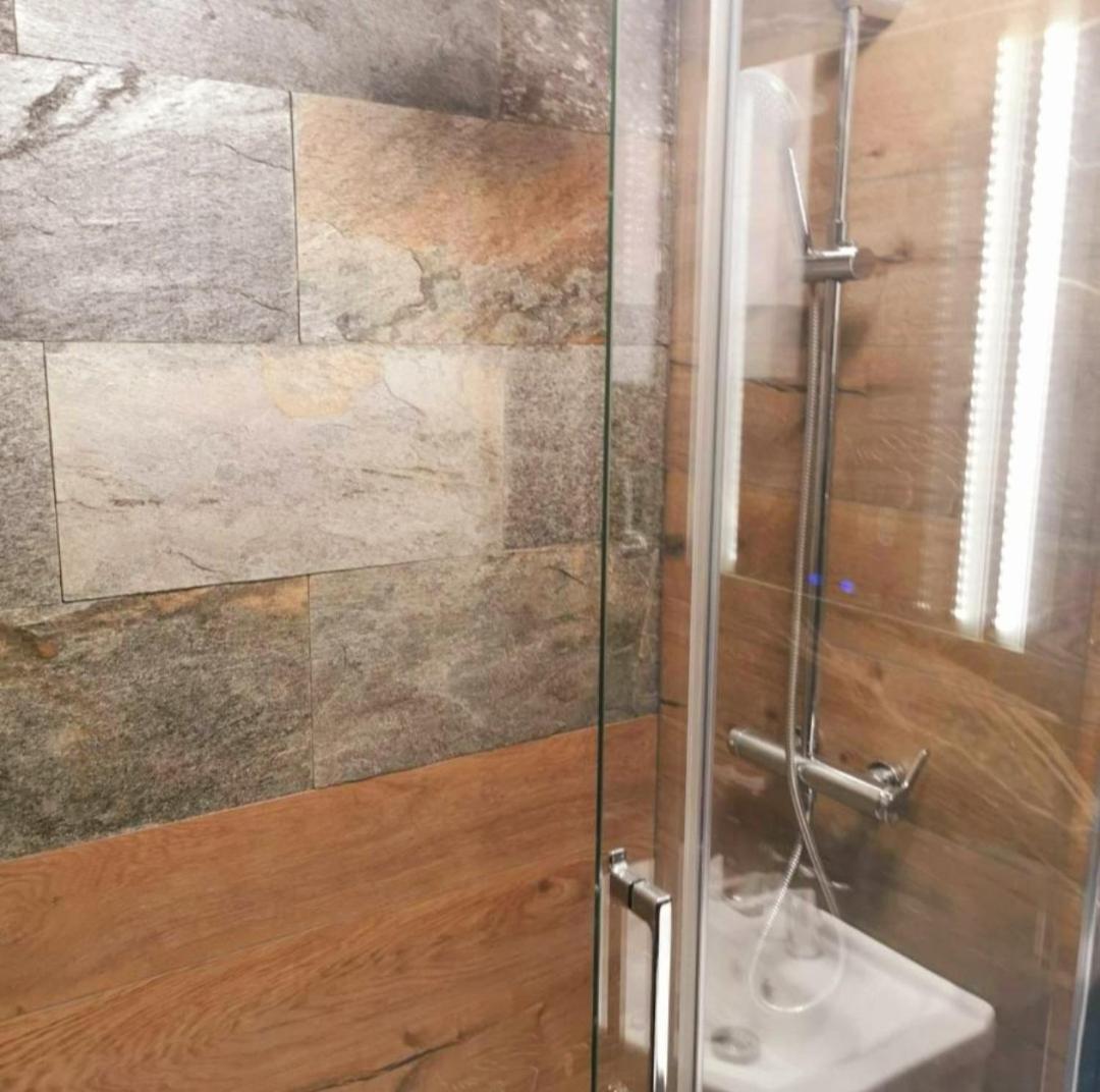 Rynek 23 Lux, Apartament Z Widokiem Na Ratusz Starego Miasta Gliwice Exteriör bild